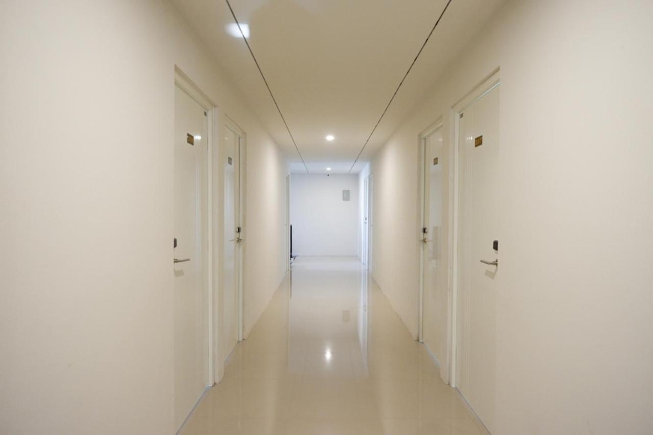 Reddoorz Plus Near Solo Baru Esterno foto